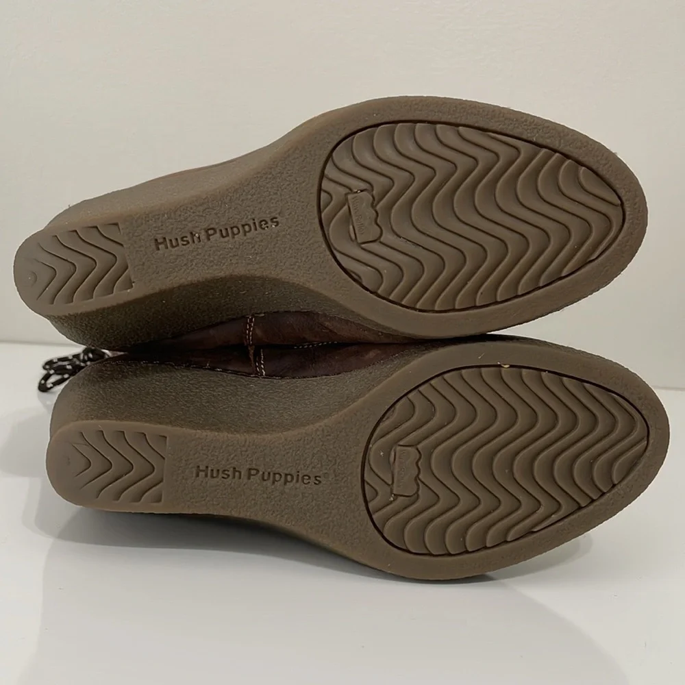 Hush Puppies Women's Size 7 medium brown Hilde Hyde Snow Boot with‎ wedge heel.